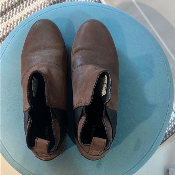 Sorel Brown Chelsea Boots with Elastic Panels Size 9.5 - Picture 2 of 6